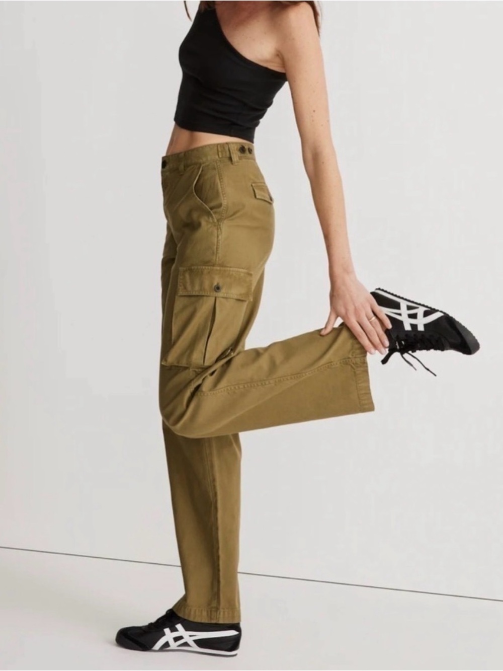 Madewell Olive Green Cargo low slung loose fit straight leg Pants size 28